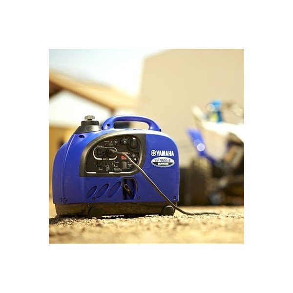 Yamaha 1000 Watt 120V 8.3 AMP Portable Inverter Generator with Noise