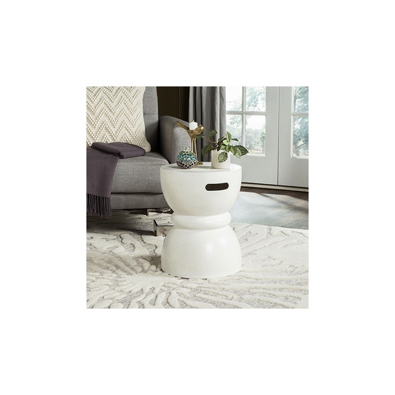 Safavieh Haruki Indoor/Outdoor Modern Concrete Round 17.7-inch H Accent Table - Ivory (VNN1006B)
