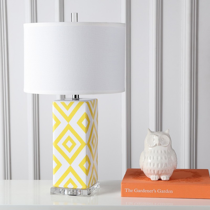Safavieh Diamonds 27-inch H Table Lamp Set of 2 - Yellow/Off-White (LIT4135G-SET2)