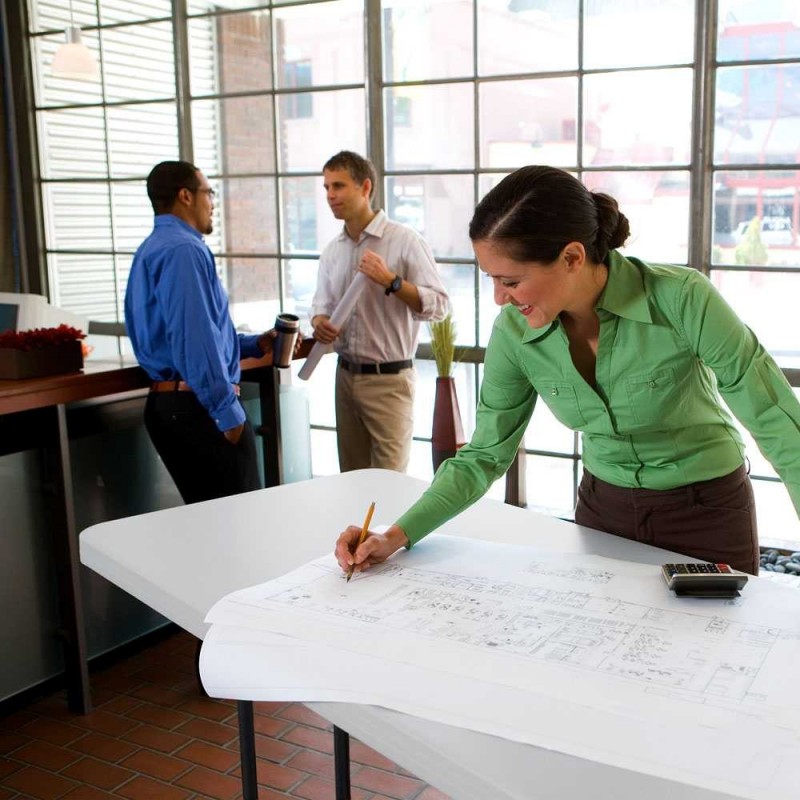 Lifetime 6 ft Commercial Plastic Folding Banquet Table - White (22901)
