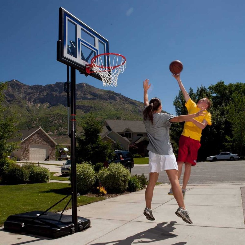 Lifetime 48 in. Courtside Portable Basketball Hoop (51550)