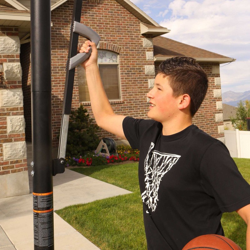 Lifetime 52 in. Portable Basketball Hoop (1558)