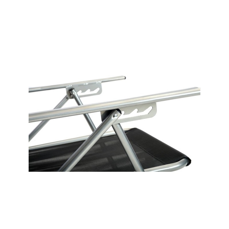 Quik Shade Beach Recliner Shade Folding Chair - Navy / White (142038DS)