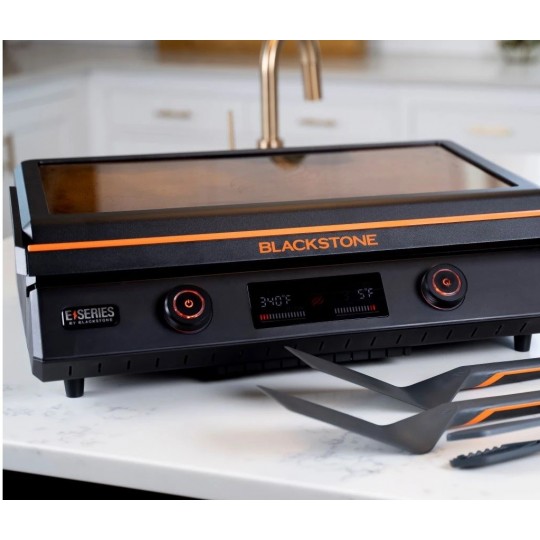 https://www.kitsuperstore.com/42087-pdt_540/blackstone-22-in-e-series-electric-griddle-with-hood-8001.jpg