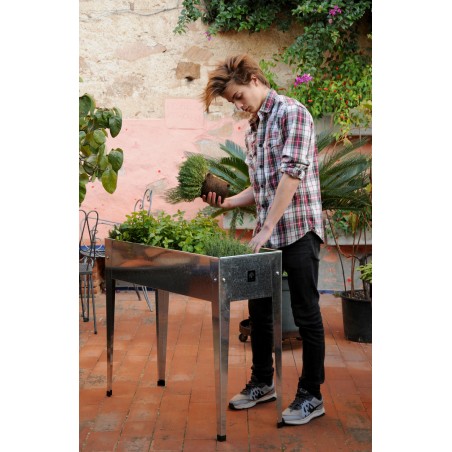 Herstera Urban Raised Planter - Galvanized (HER2000)