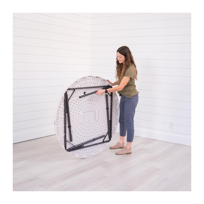 Lifetime 48-Inch Round Nesting Table (81111)