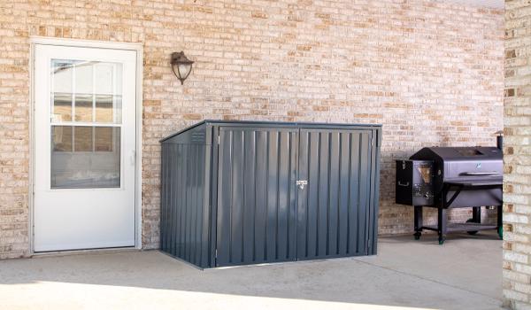  Arrow 6x3 Storboss Storage Shed Kit - Charcoal (STB63CC)  This shed is perfect for your backyard or patio. 