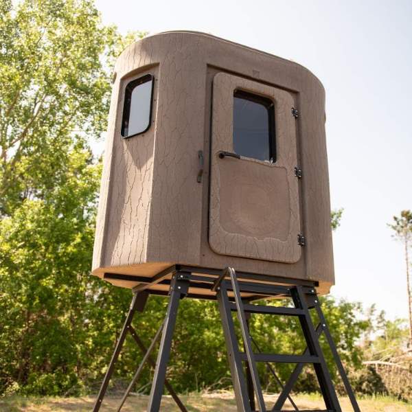Banks Outdoors Stump 2 Hunting Blind (ST2) The best accessory that you can bring in your hunting trips. 