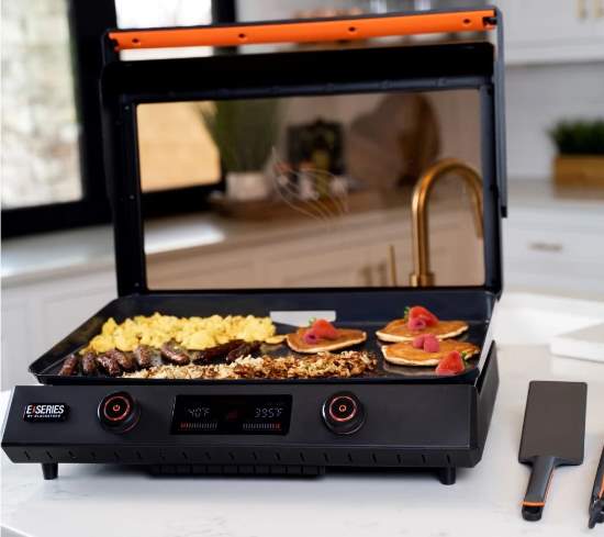 Blackstone 22 in. E-Series Electric Griddle with Hood (8001) Thsi griddle is perfect for indoor or backyard area. 