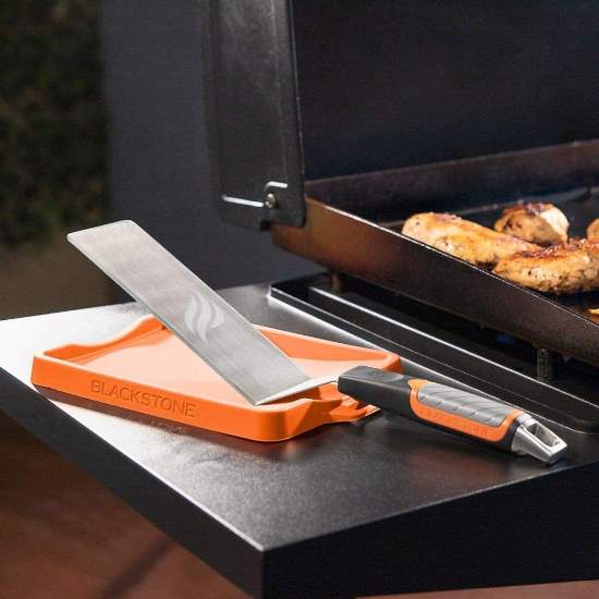 Blackstone Silicone Spatula Mat (5097) Prevent your grilling utensils from touching the surface and keeps them clean and safe for use. 