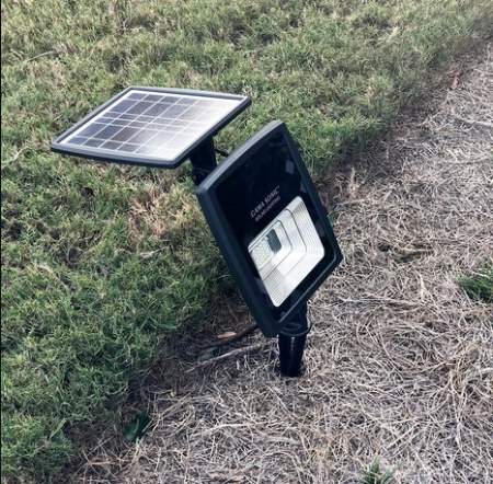 GamaSonic Solar Flood Light w/ Warm White LEDs (GS-203-203001-5) This solar-powered floodlight is constructed with cast aluminum construction and a waterproof IP65 enclosure. 