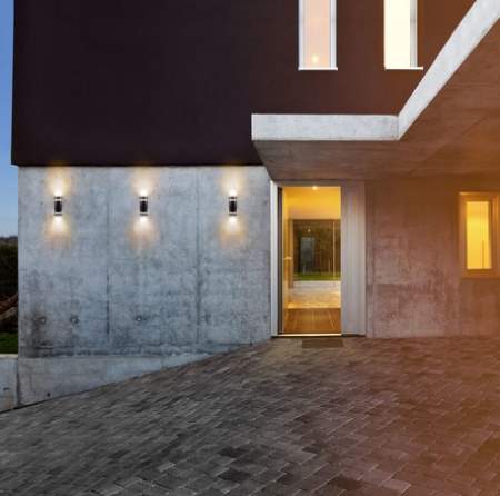 GamaSonic Infinity Solar Up and Down Wall Light (GS-120) Provides light in the dark corners of your property. 
