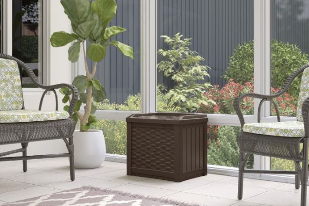 Suncast 22 Gallon Small Deck Box with Storage Seat - Java (SSW600J) This deck box is perfect to be put on your patio. 